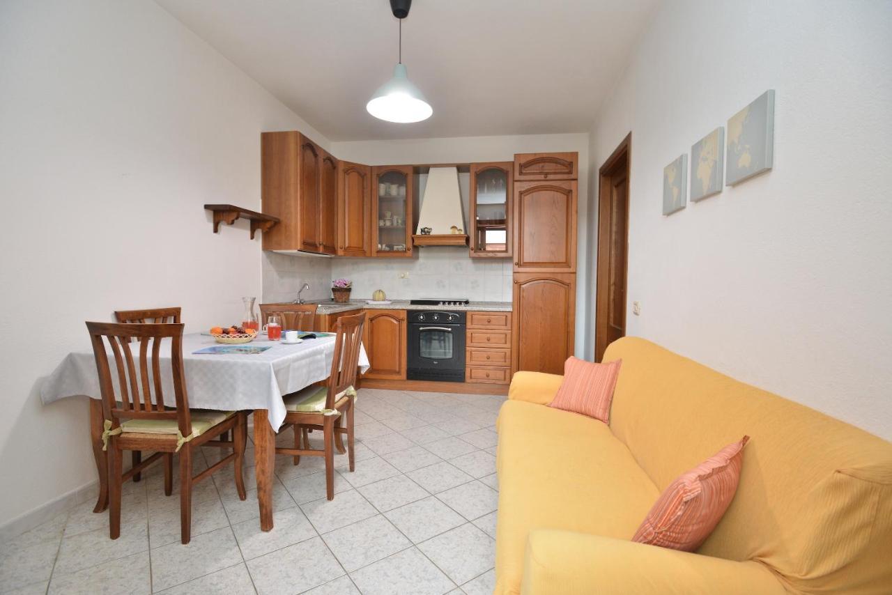 Izzhome Sweetness Pula Exterior photo