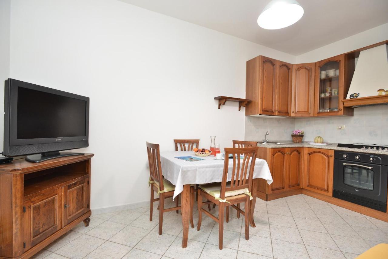 Izzhome Sweetness Pula Exterior photo